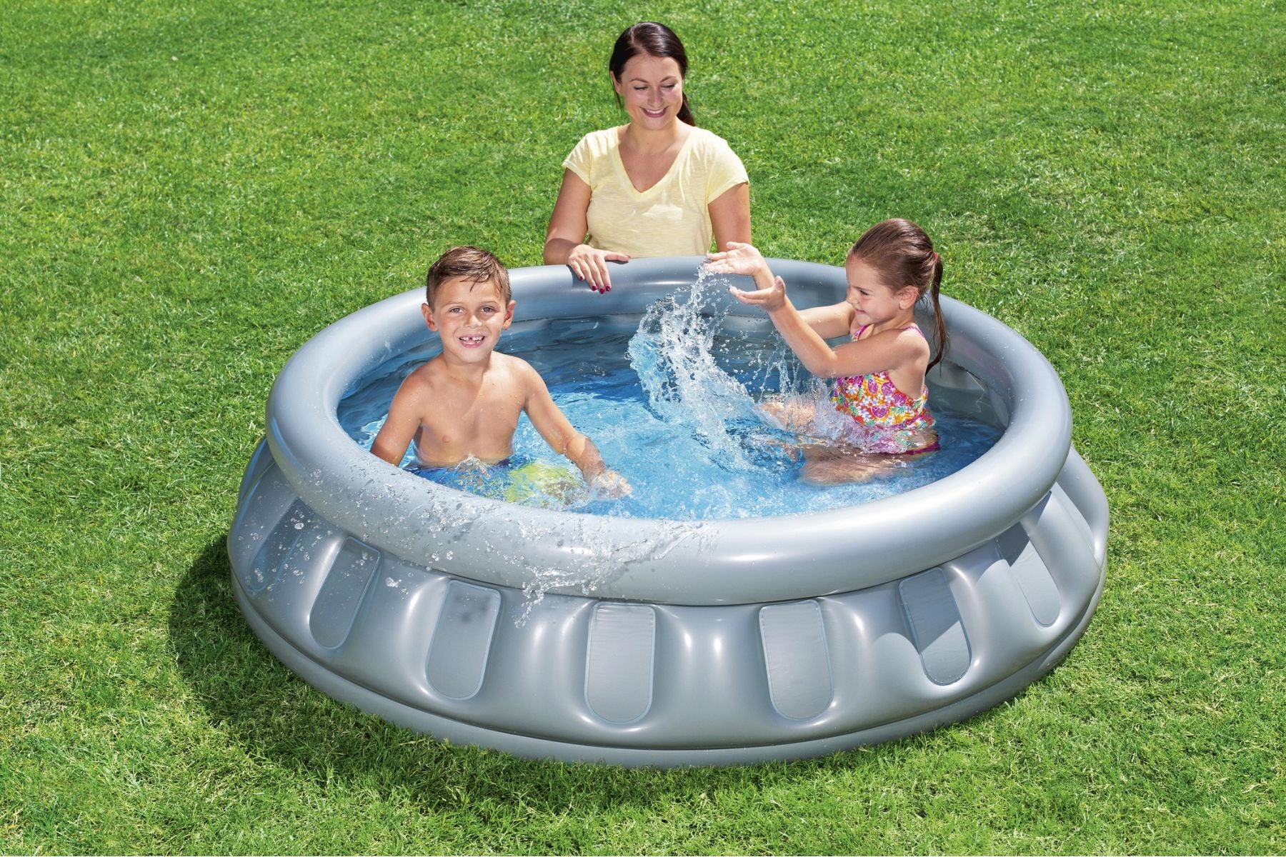 Spaceship Kids Inflatable Paddling Pool - Image 4