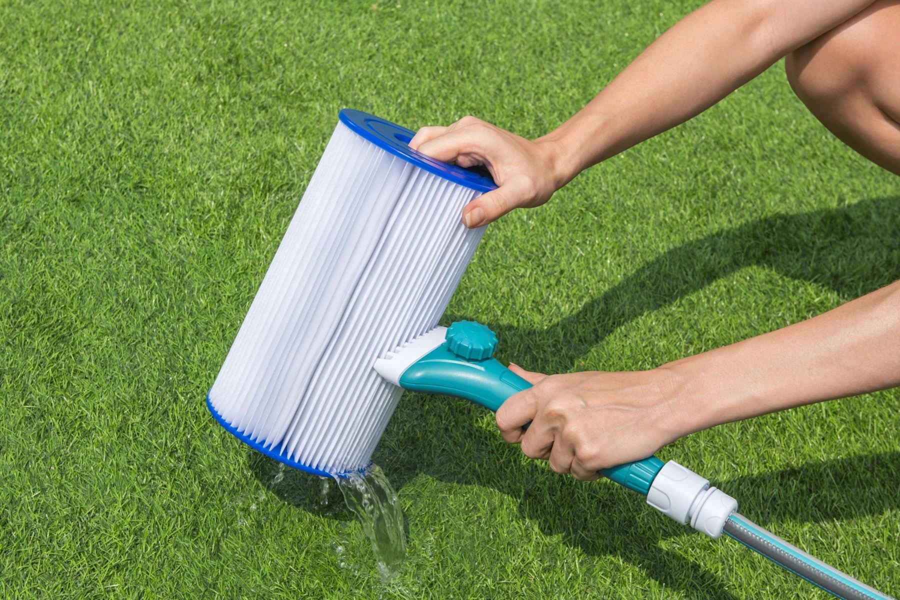 AquaLite Filter Brush Cleaning Tool for Above Ground Pools - Image 4