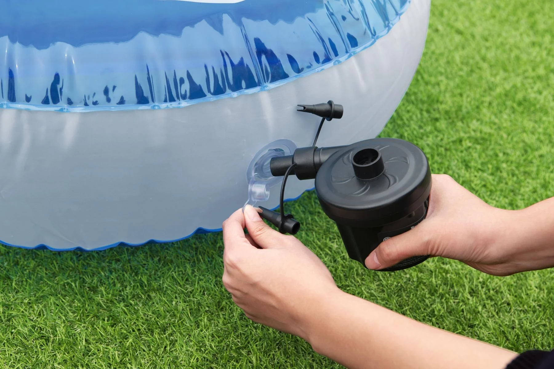 Inflatable Cooling Lounger Pool Float - Image 7