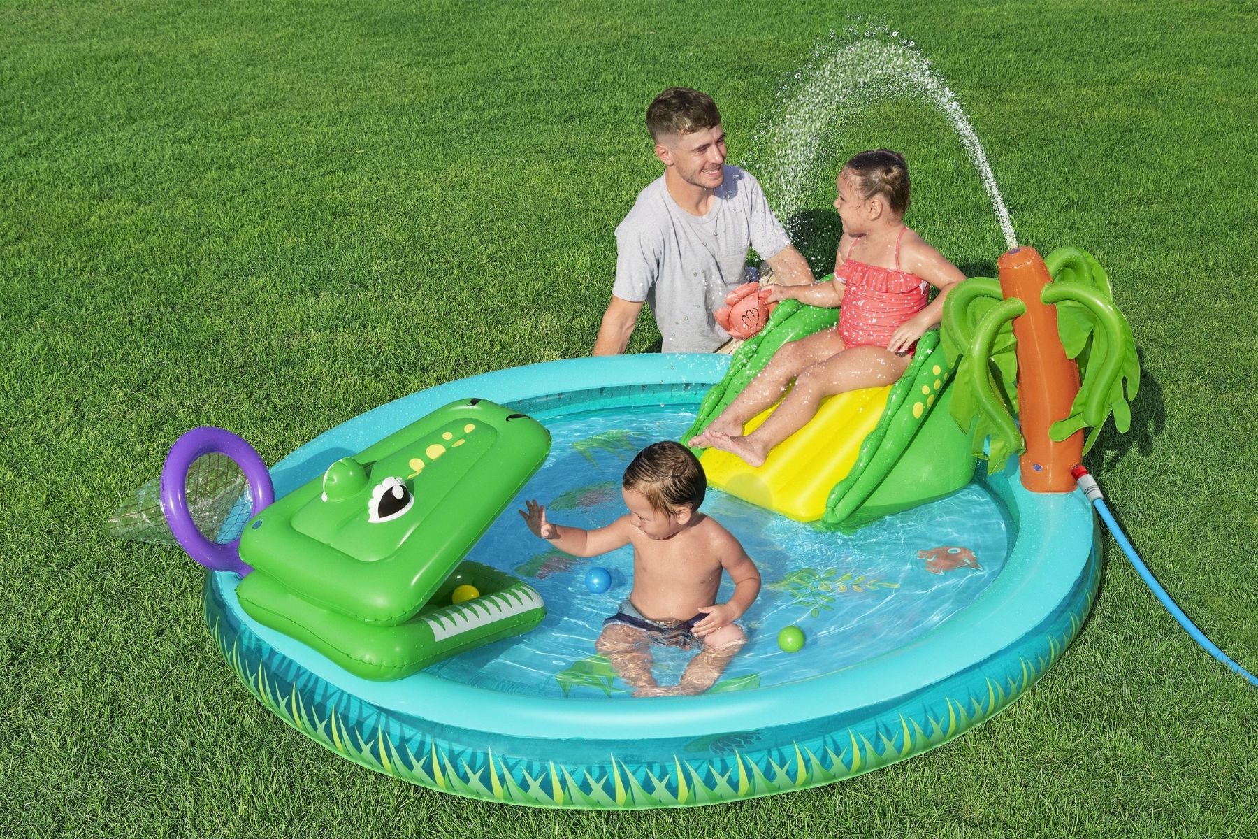 Crocodile Cove Inflatable Paddling Pool with Play Centre - Image 4