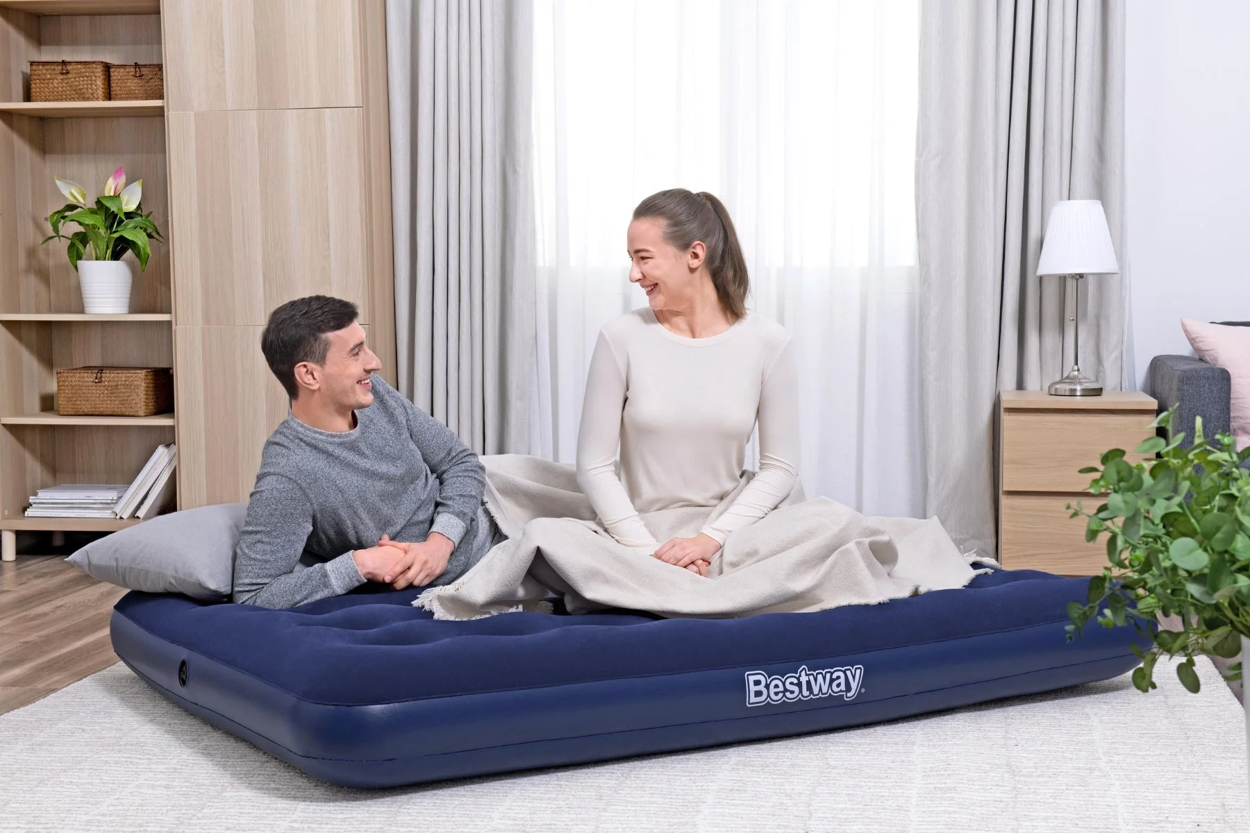 Double Flocked Airbed with Electric Air Pump - Image 4