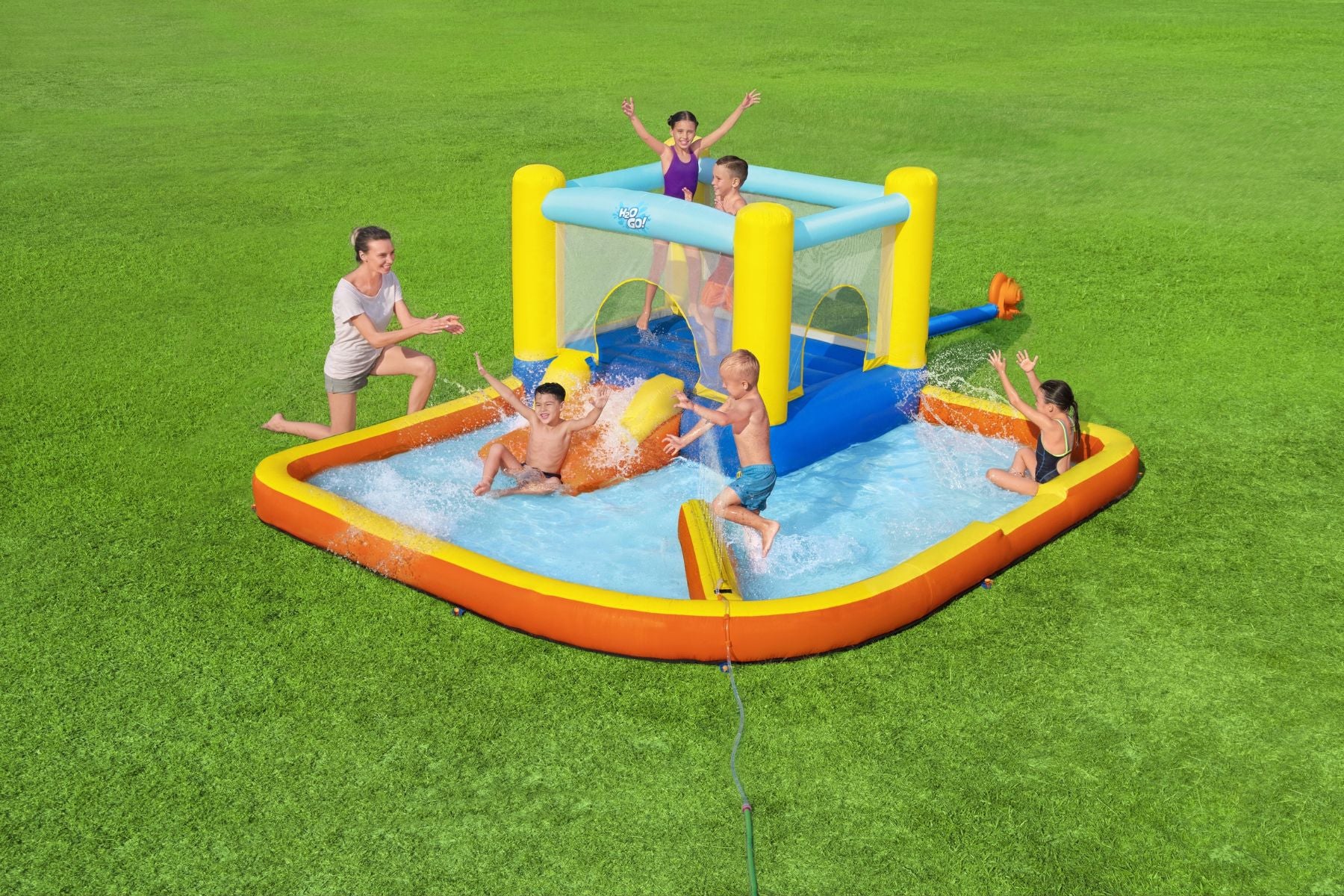 H2OGO! Kids Inflatable Beach Bounce Water Park Bouncy Castle - Image 4