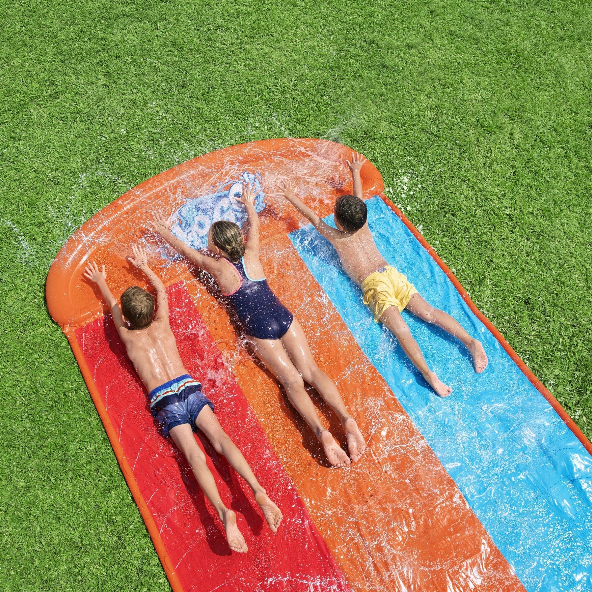 H2OGO! Tsunami Triple Splash and Slide, with Sprinklers - Image 4