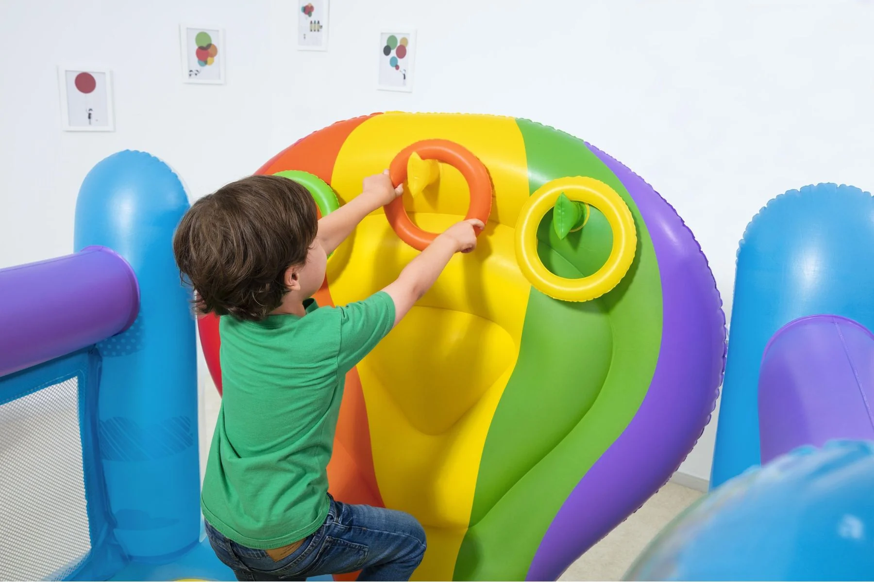 Kids Inflatable Hot Air Balloon Bouncy Castle, with Ring Toss Game - Image 6
