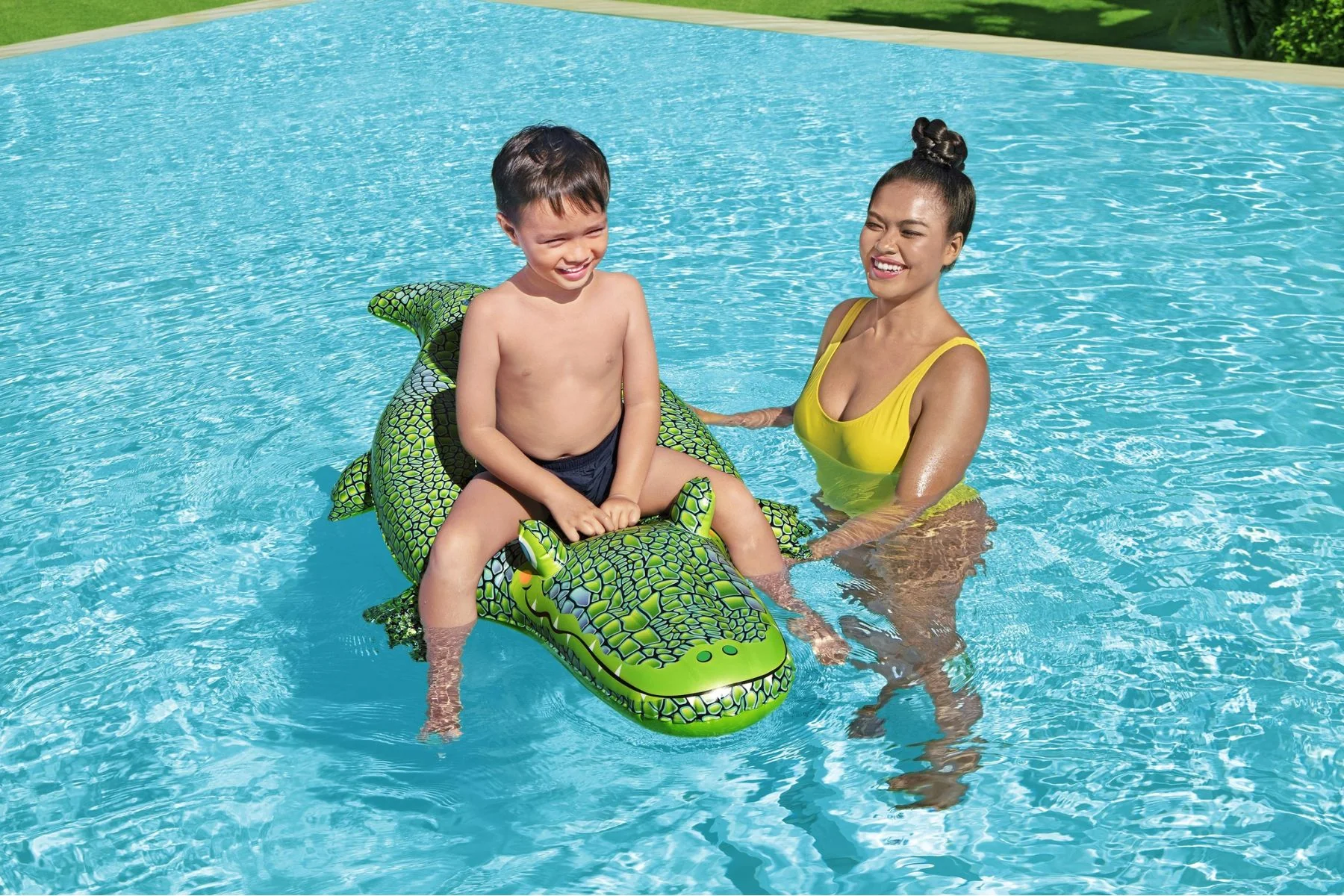 Inflatable Buddy the Croc Pool Float - Image 4