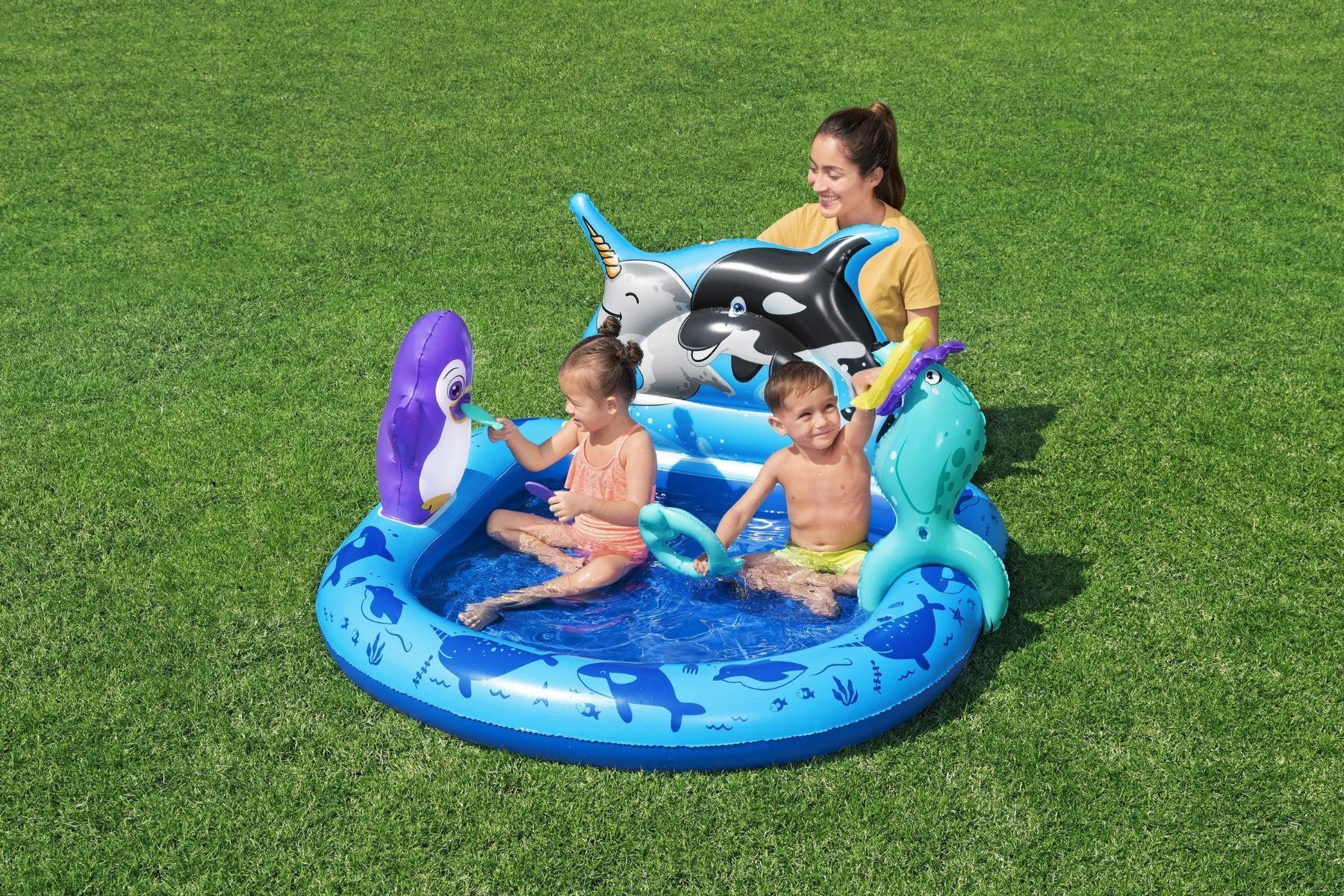 Polar Pals Kids Inflatable Paddling Pool with Play Center - Image 4