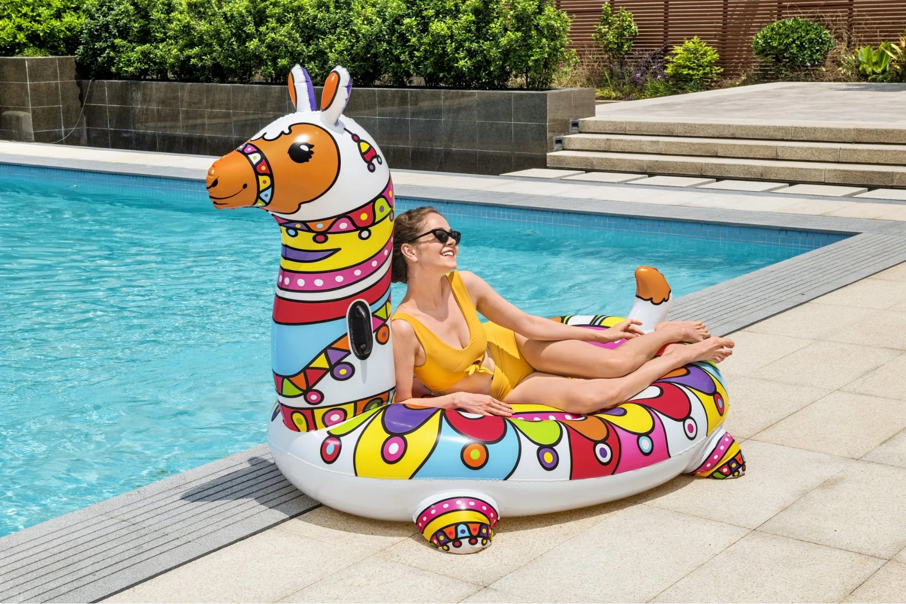 Inflatable Pop Art Llama Pool Float - Image 6