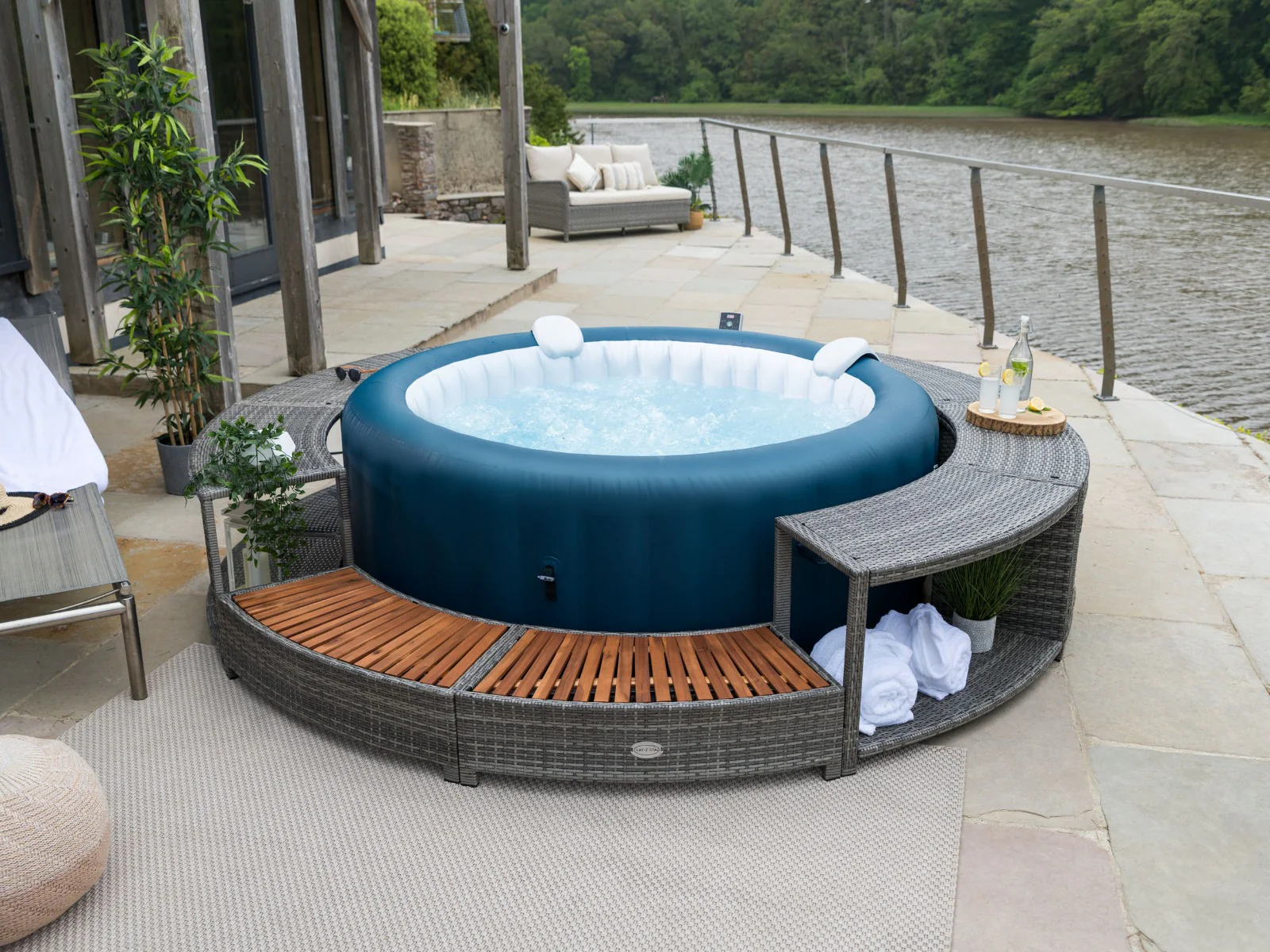 Round Rattan Hot Tub Surround 200cm Grey - Image 2