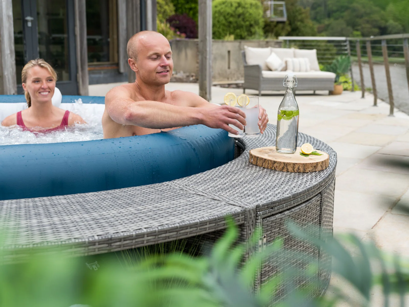 Round Rattan Hot Tub Surround 200cm Grey - Image 3