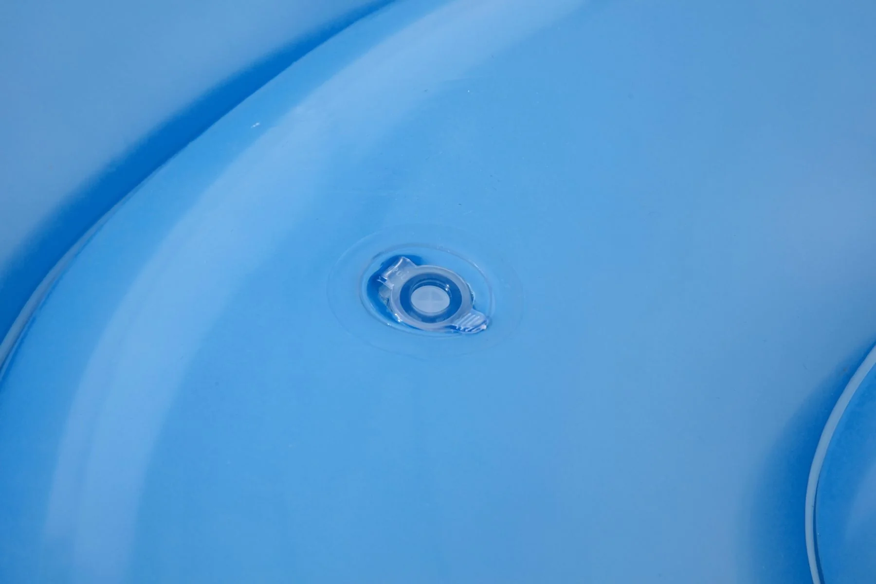 Inflatable Lemon Scented Pool Float - Image 9