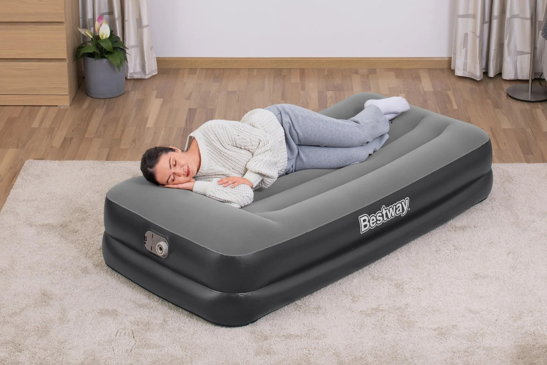Tritech Air Mattress Twin Built-in AC pump - Image 4